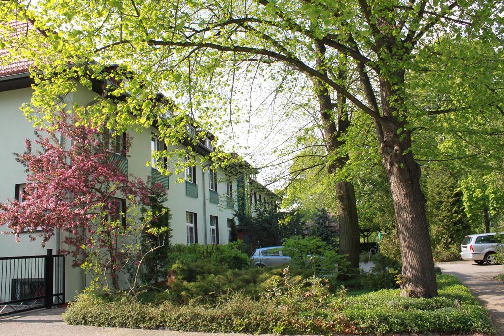 Gasthaus&Hotel Grünhof Frankfurt an der Oder Exterior foto